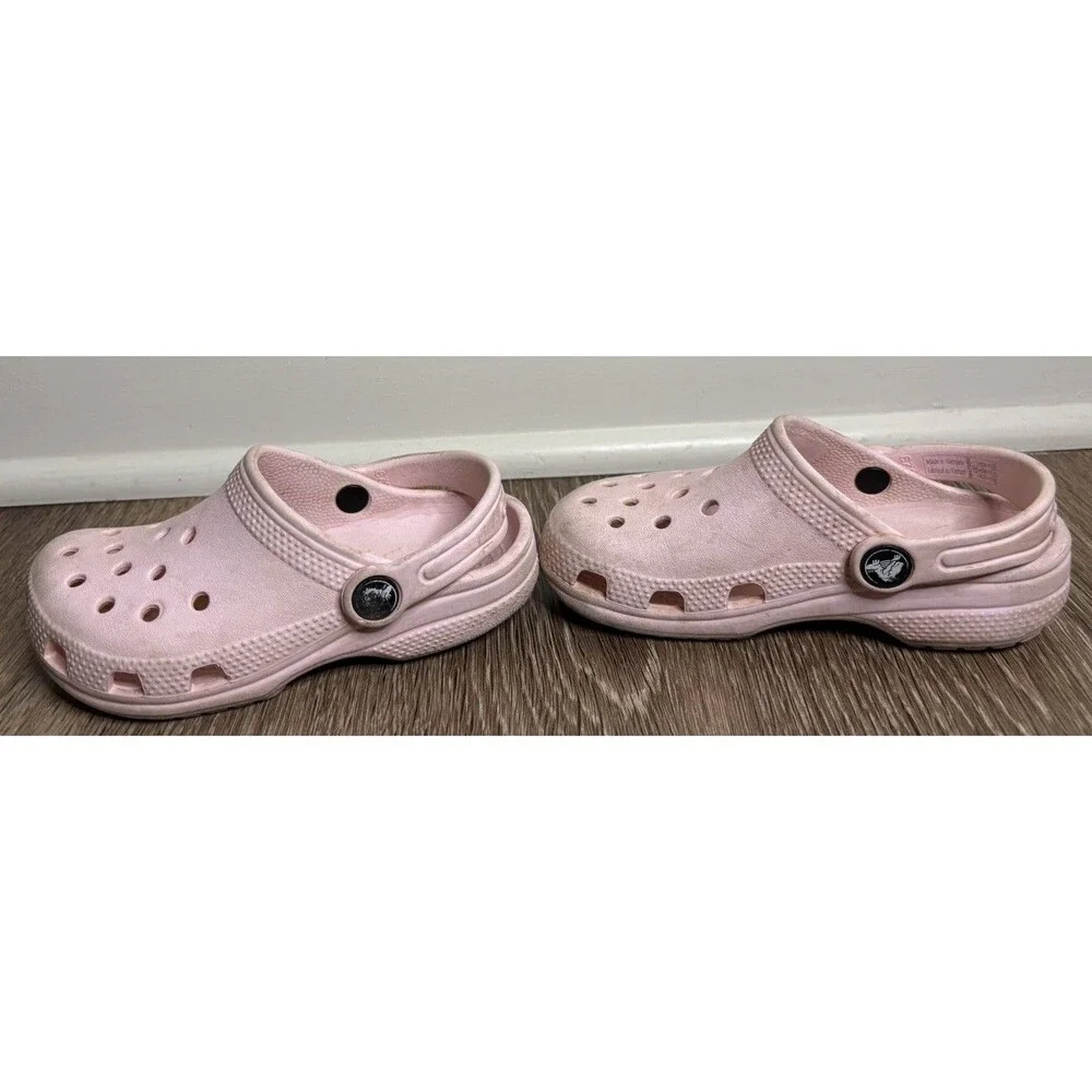 Crocs Pink Classic Clog Slip-On Shoes Unisex Baby & Toddler Size C 10 Pre-Owned